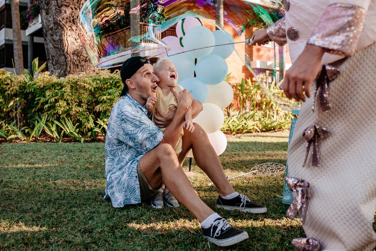 A bubble party for twins, where everything existed twice — photo 1