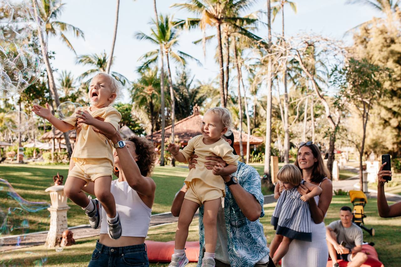 A bubble party for twins, where everything existed twice — a real kids birthday party in Bali