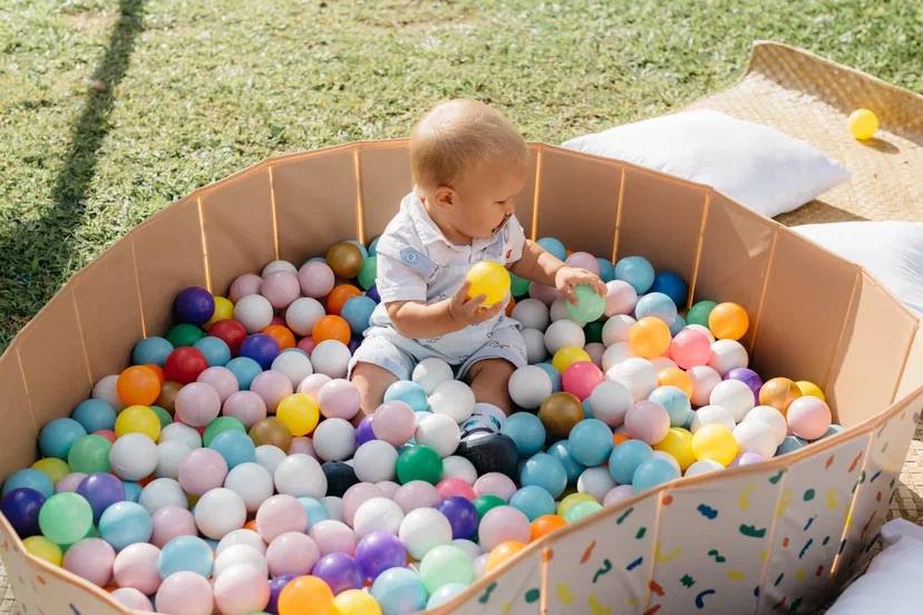 A safari first birthday you would still frame in ten years — photo 4