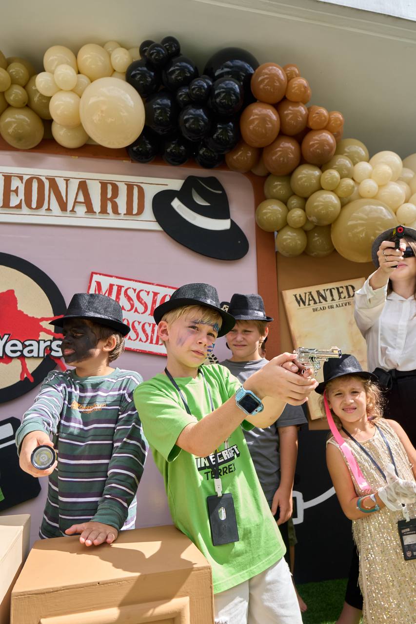 A spy party with a real case for nine-year-olds to solve — photo 6