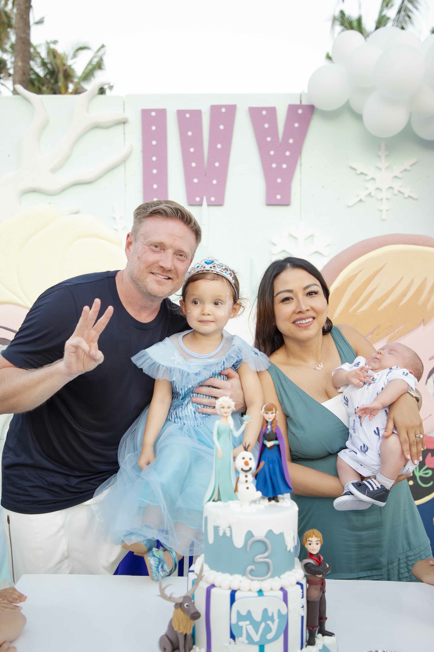 Frozen birthday party in Bali — real party photo 3